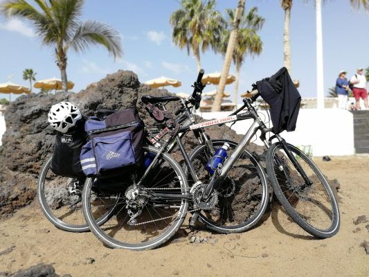 Unsere Bikepacking Trekkingbikes nach der Abholung