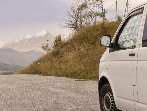 Italien Roadtrip mit dem Campervan vor dem zweiten Lockdown 7 Unser Campervan im Nationalpark Gran Sasso