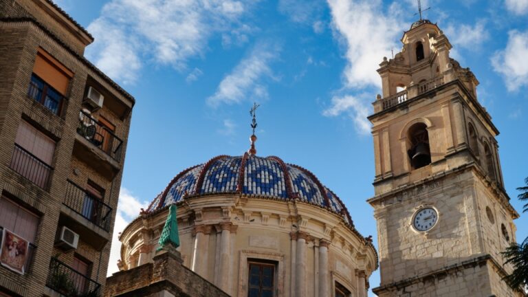 Schöne Kirche bei Valencia