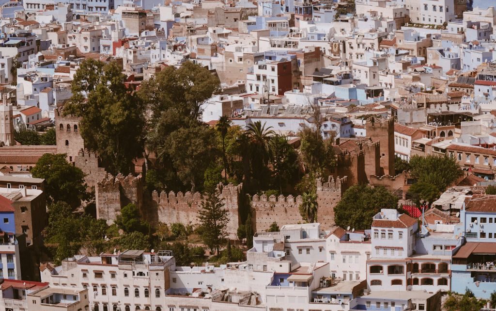 Die alte Kasbah von Chefchaouen inmitten der blauen Medina