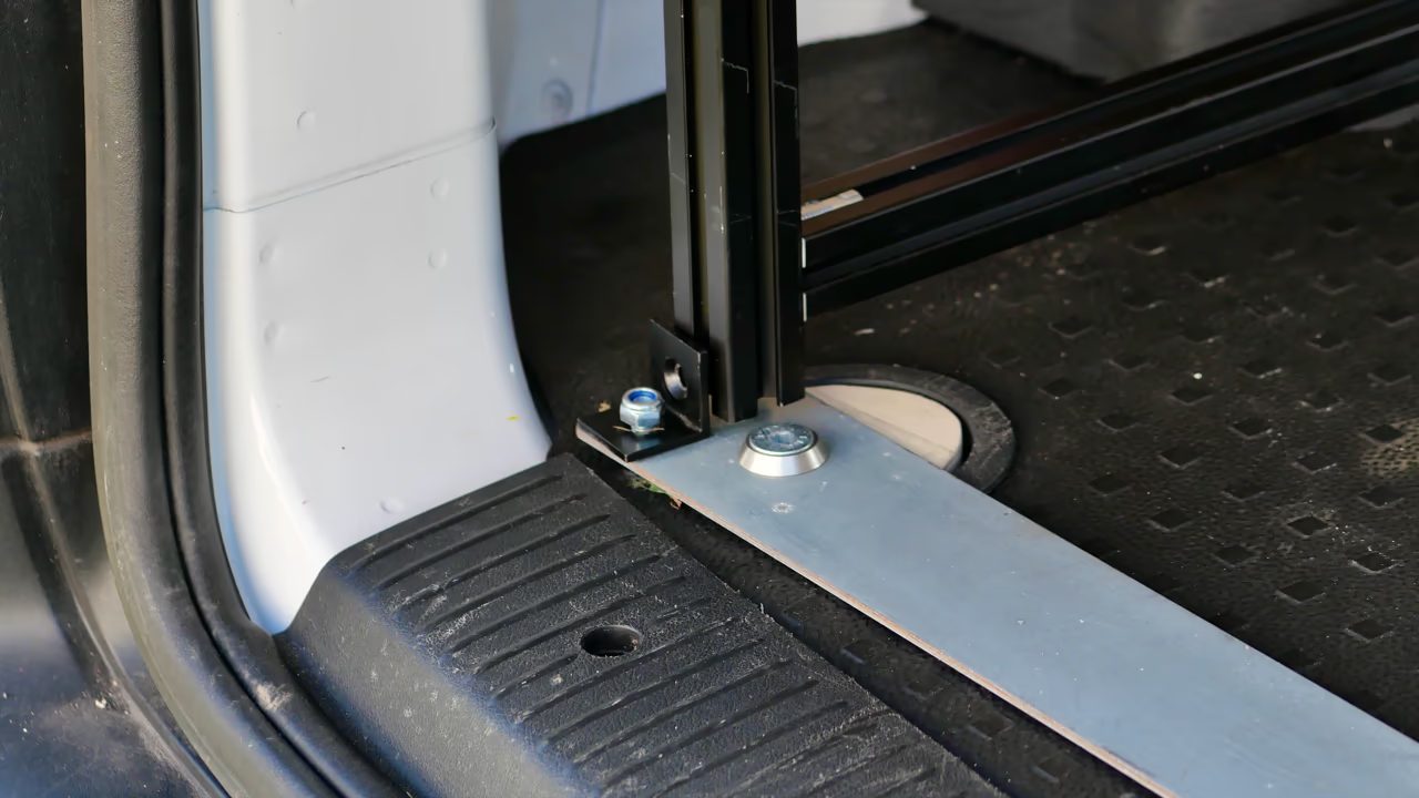 Bauanleitung – Modulare Aluprofil Campingbox für 330 € 42 Campingbox auf Bodenplatte