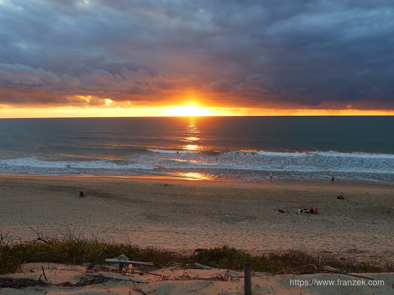 Frankreichs Atlantikküste mit dem Camper – Von der Bretagne bis in die Landes 17 Sonnenuntergang am Atlantik, Carcans-Plage